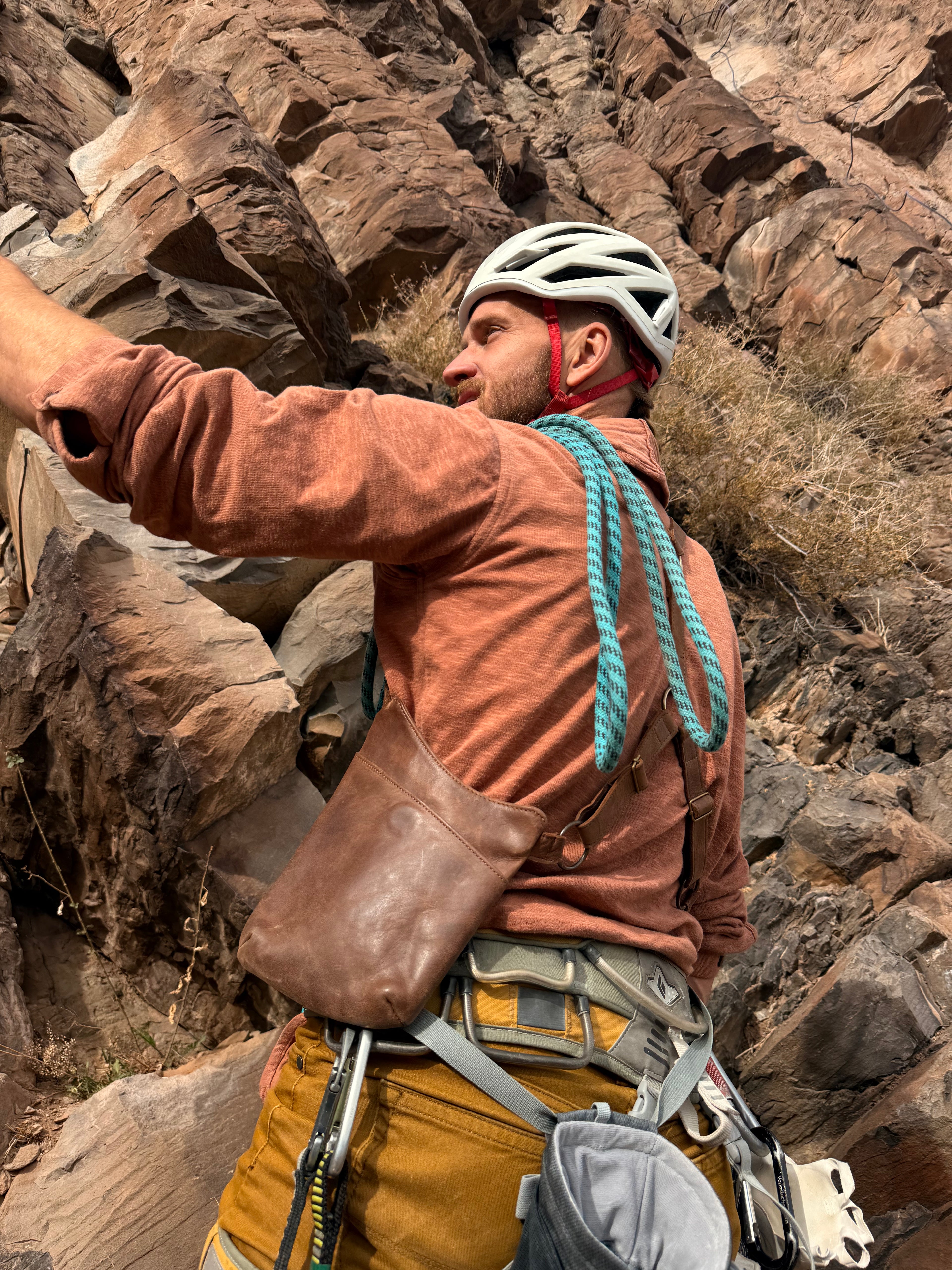 KiKi Leather Crossbody Holster Bag | Brown